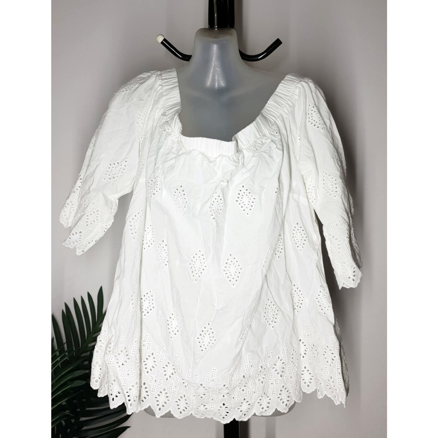 City Chic Medium - White Off Shoulder Top With Sleeves