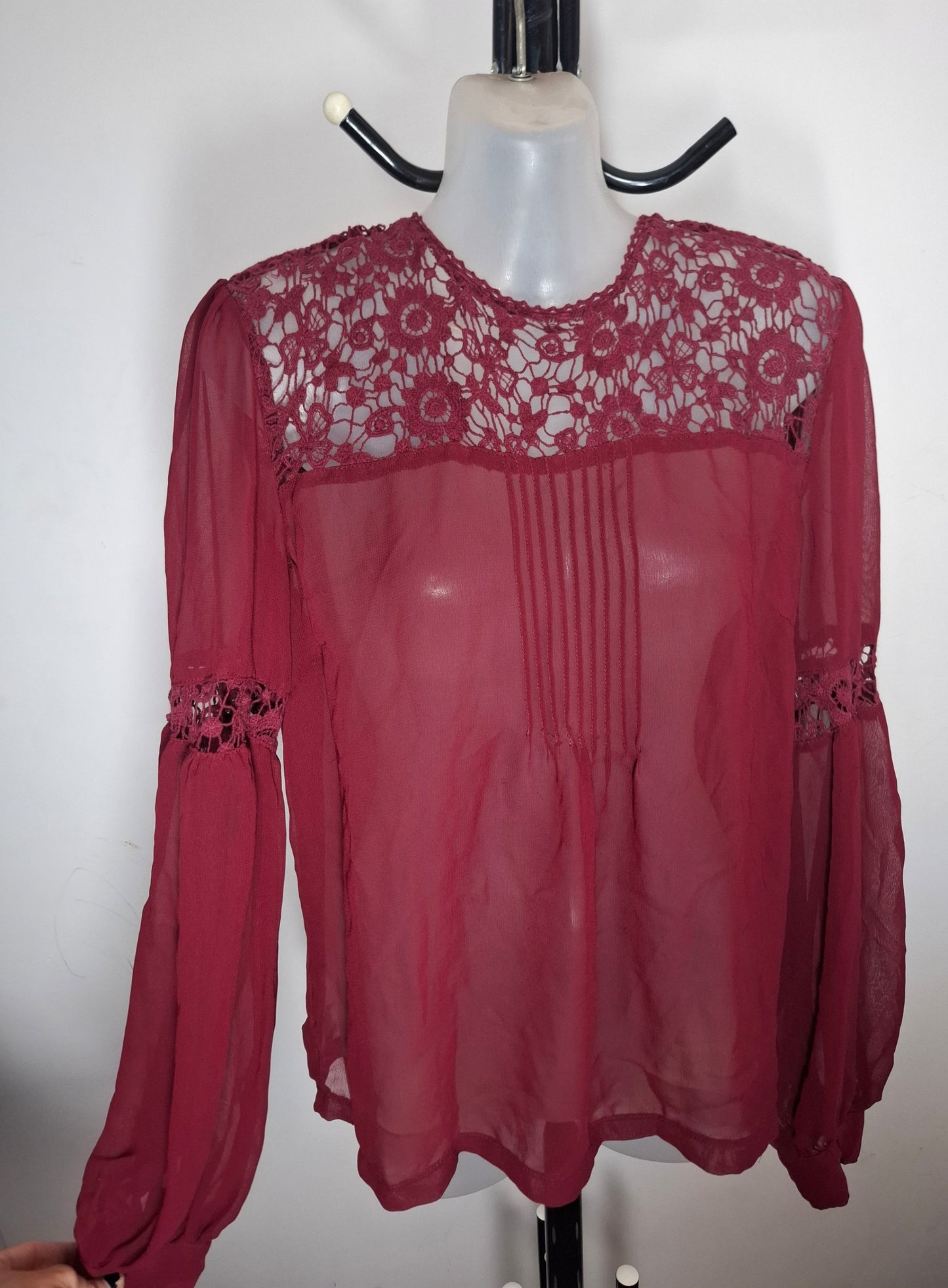 Size 12 - Sheer Lace Sleeved Top