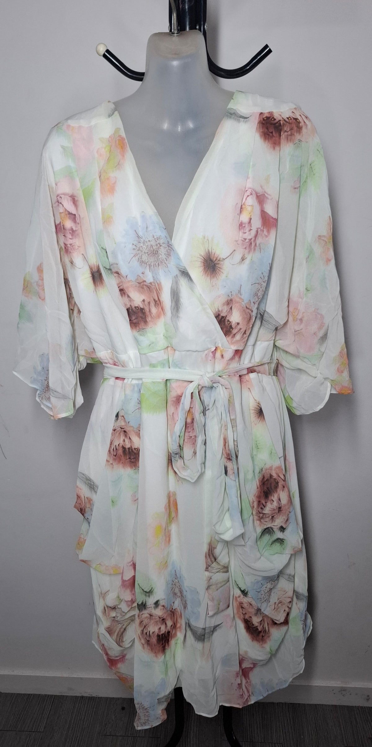 City Chic Large - White Floral Chiffon Faux Wrap Dress With Tie