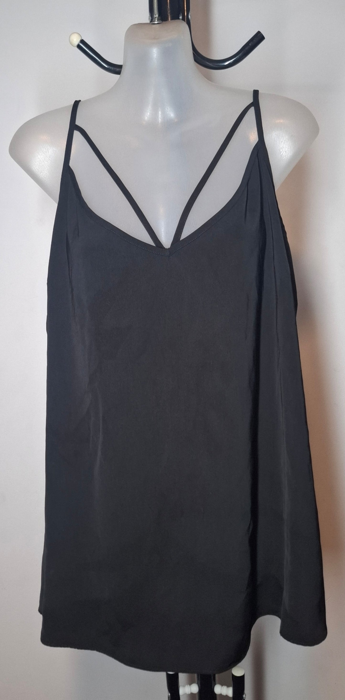 City Chic Medium - Black Strappy Cami Top