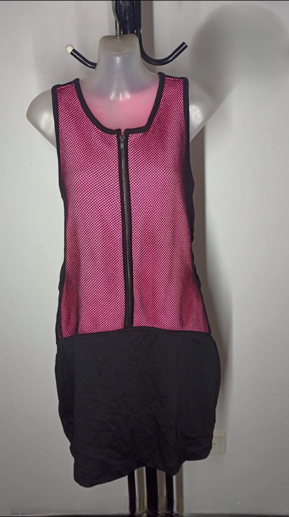 Size 16 - Black & Pink Netted Zip Dress