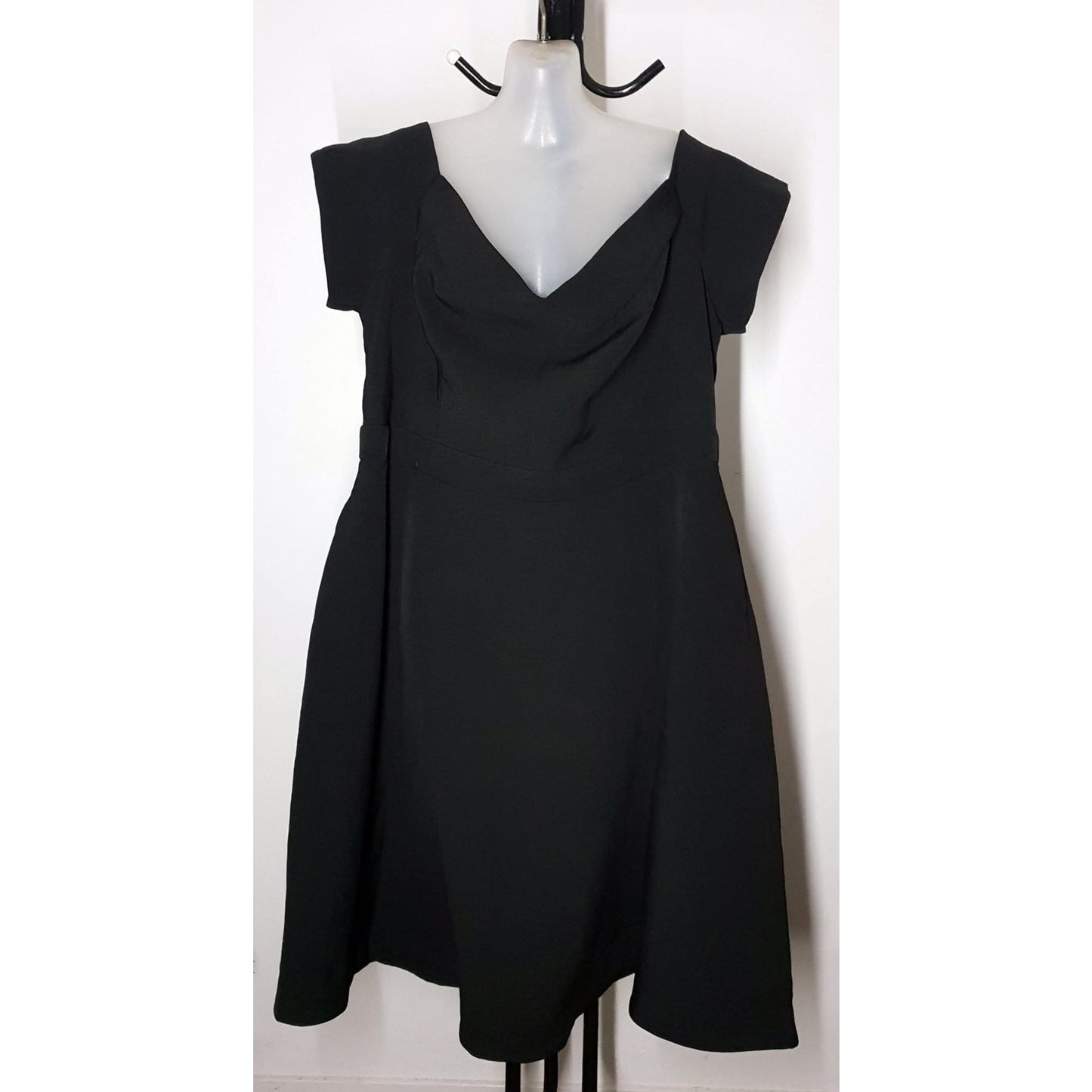 City Chic Medium - Off Shoulder Fit And Flare Dress