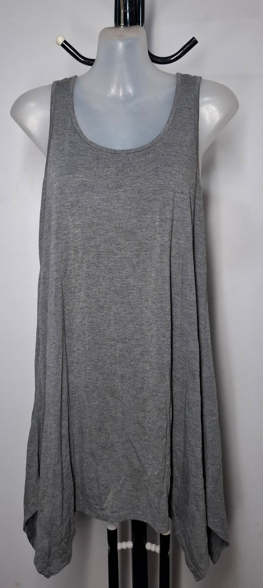Size 10 - Hanky Hem Tunic Top