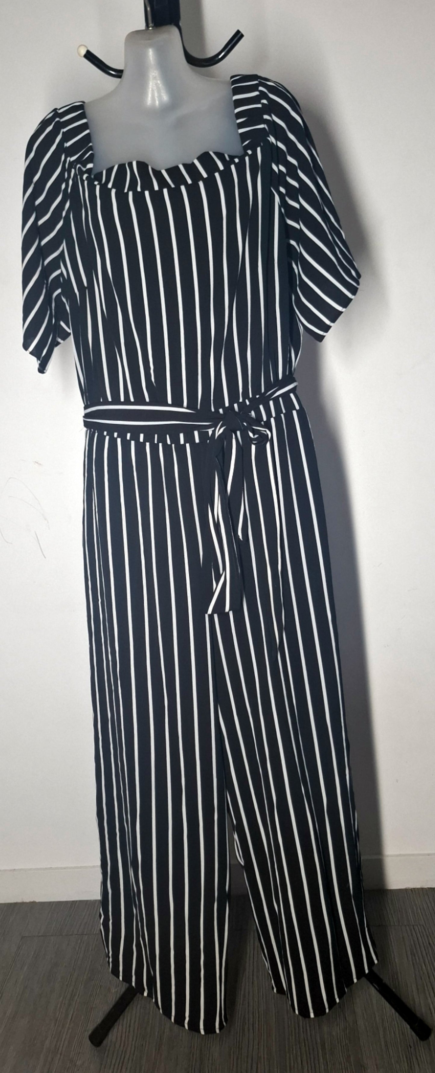City Chic Small - Striped Wide Leg Off Shoulder Jumpsuit With Pockets Sleeves & Tie