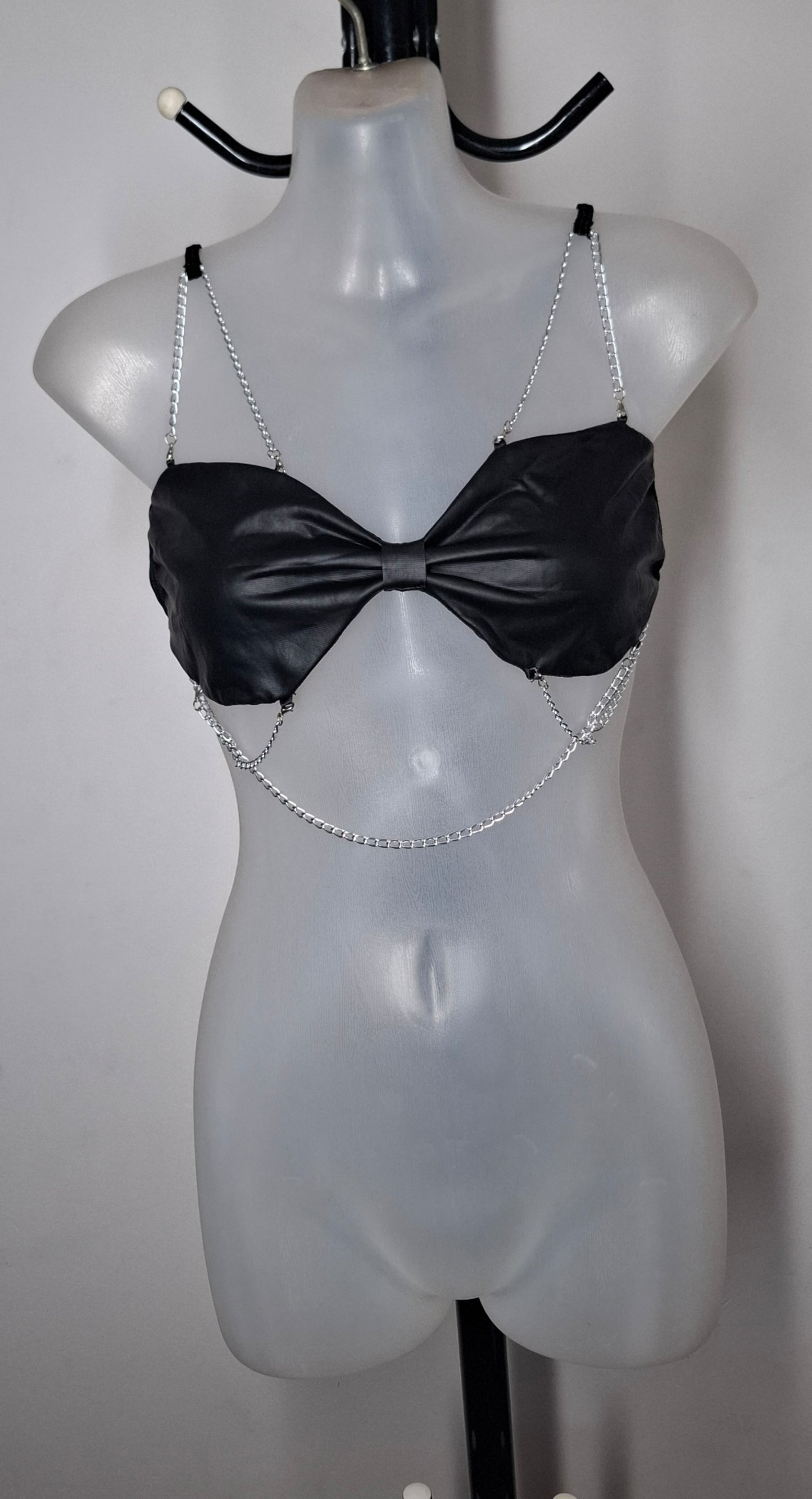 Size 8 - Black Faux Leather Strappy Chain Crop - Brand New