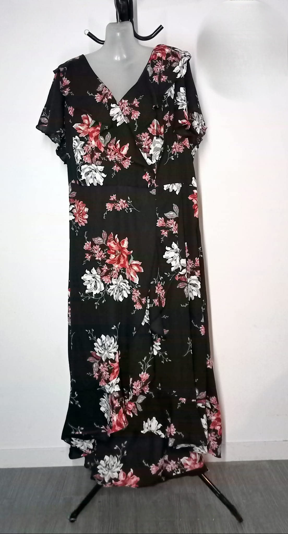 Size 22 - Floral Faux Wrap Dress