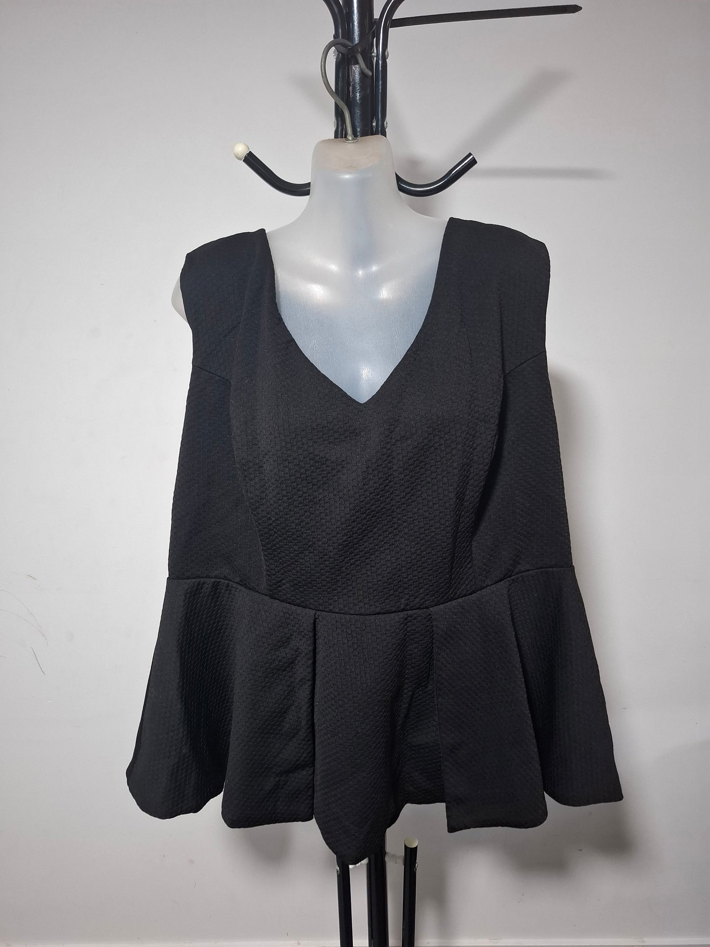 City Chic Large - Black Peplum Top