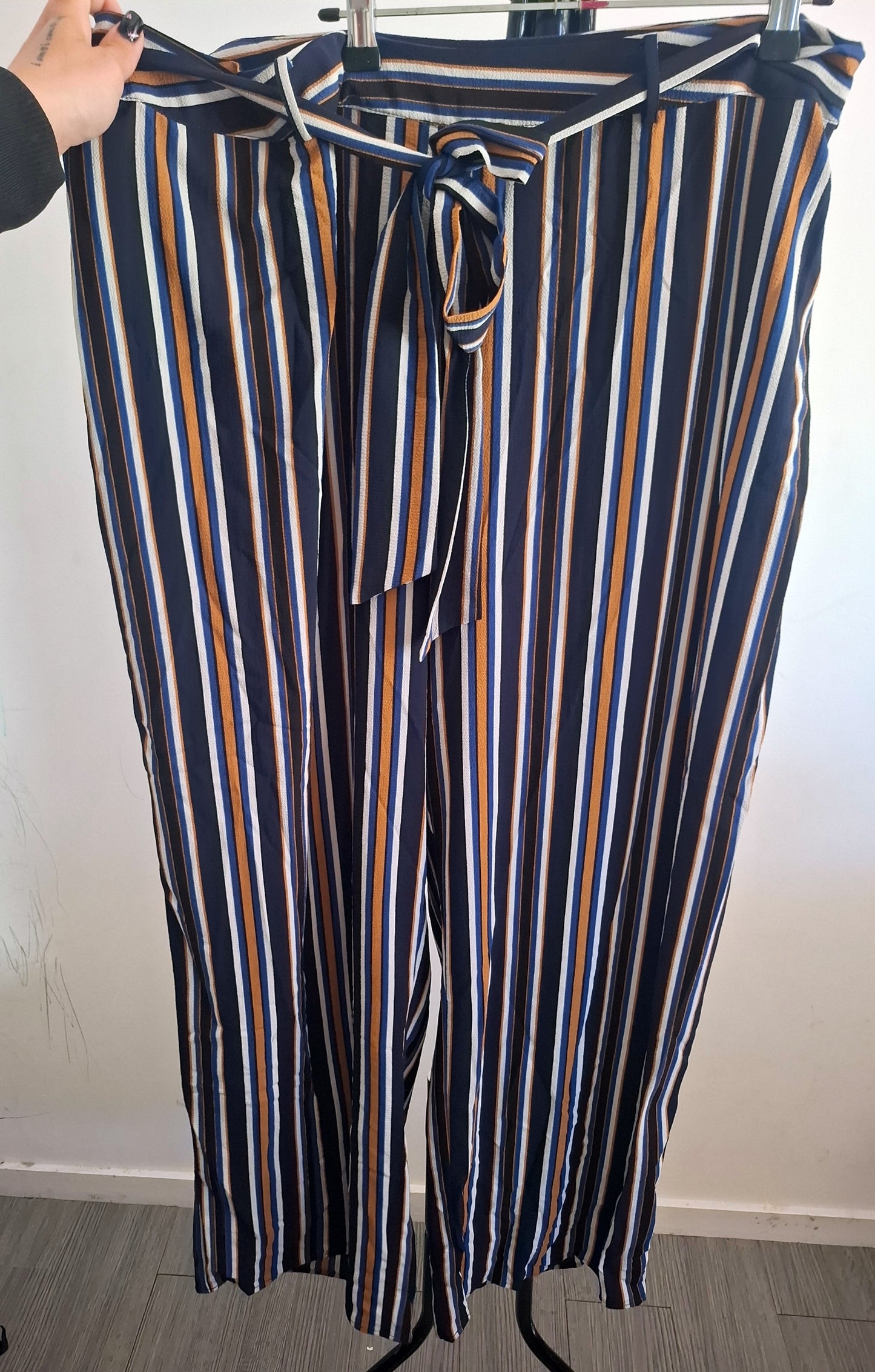 City Chic Medium - Striped Wide Leg Pants With Tie