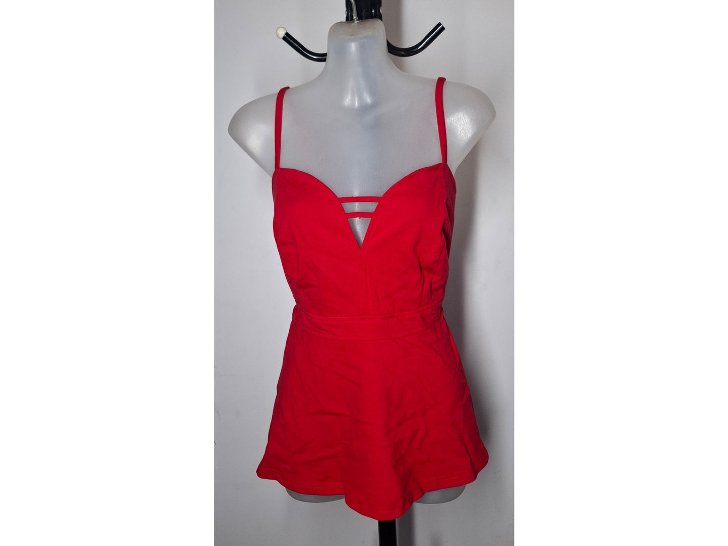 City Chic XS - RED Peplum Top