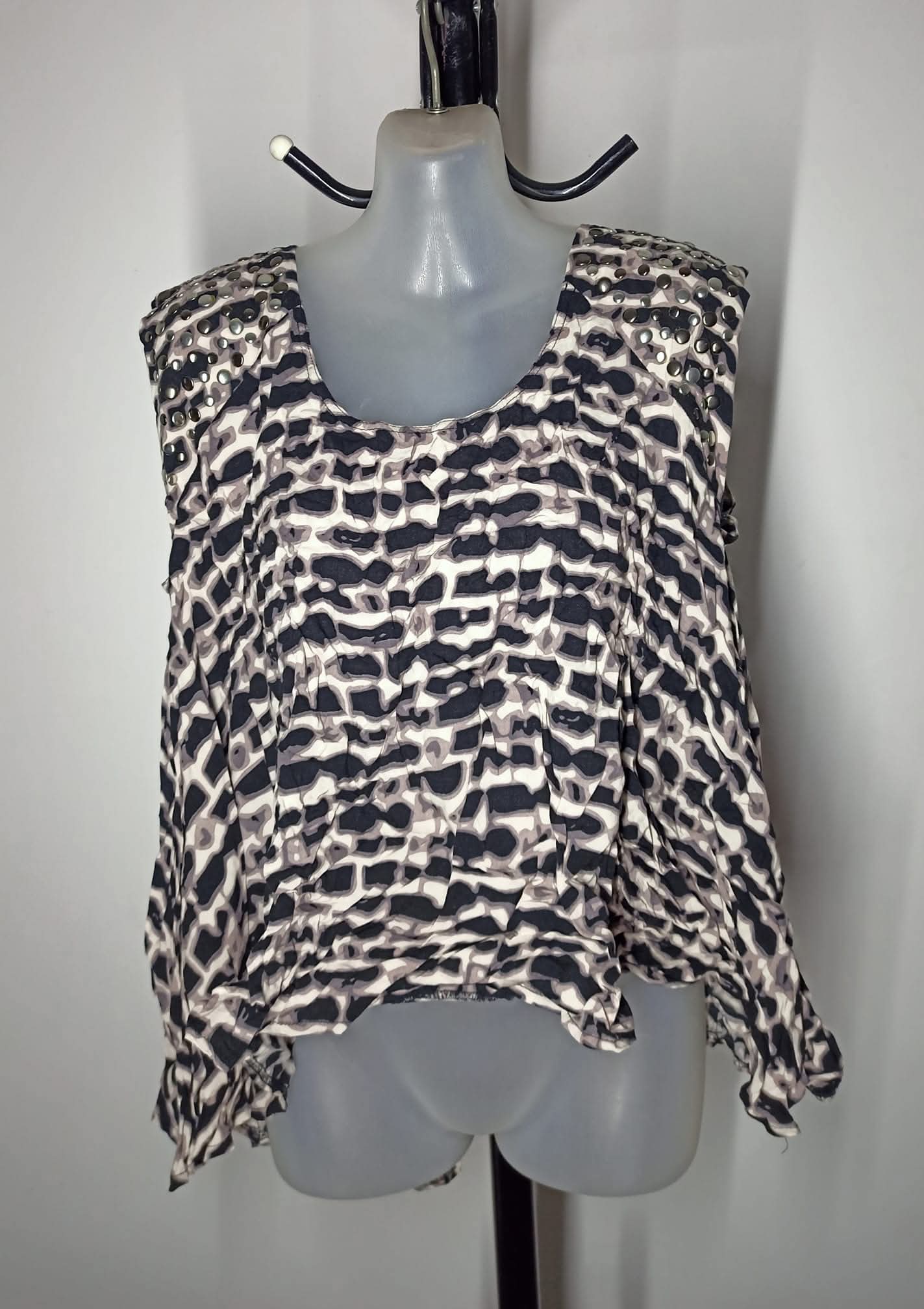 Size 18 - Leopard Print Hi-Lo Top With Studs