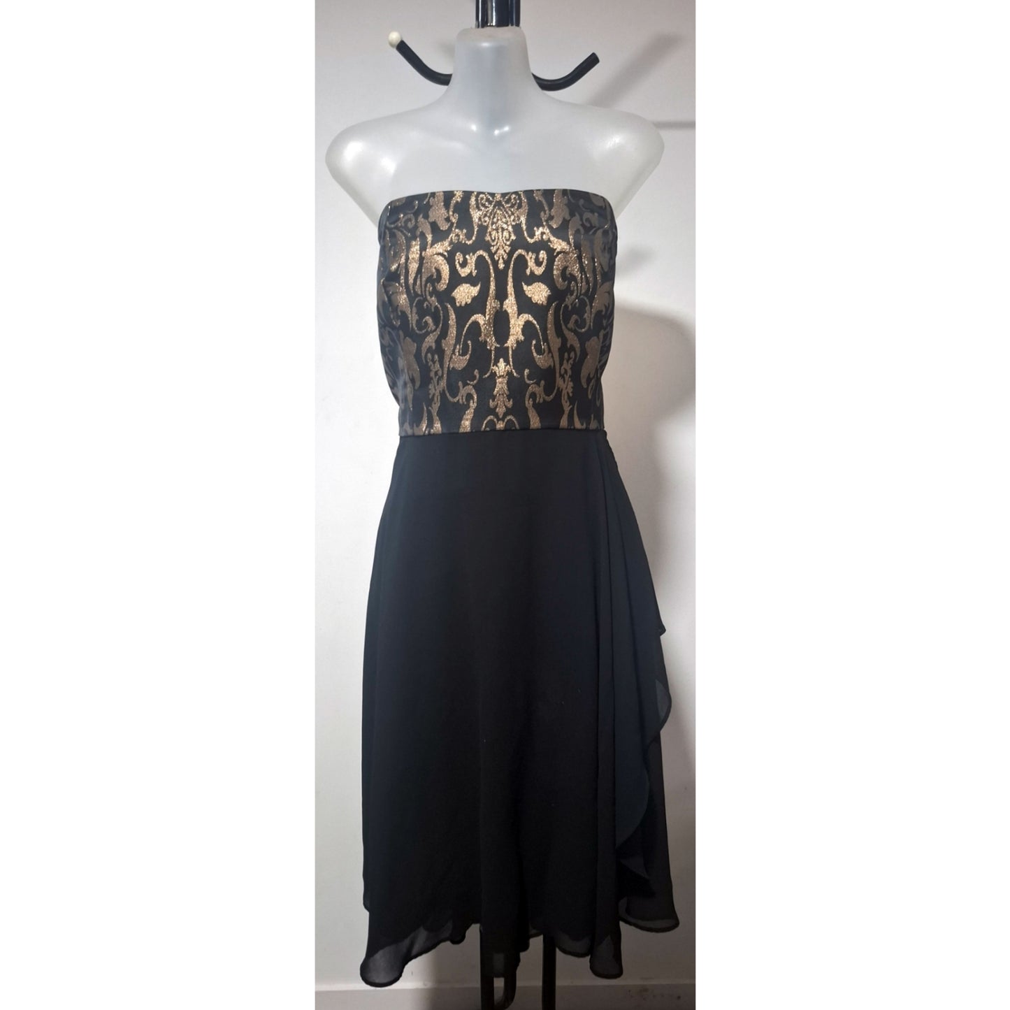 City Chic Medium - Strapless Dress