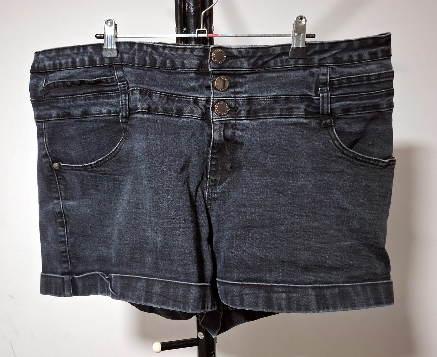City Chic Large (20) - Stretchy High Rise Denim Shorts - DARK DENIM