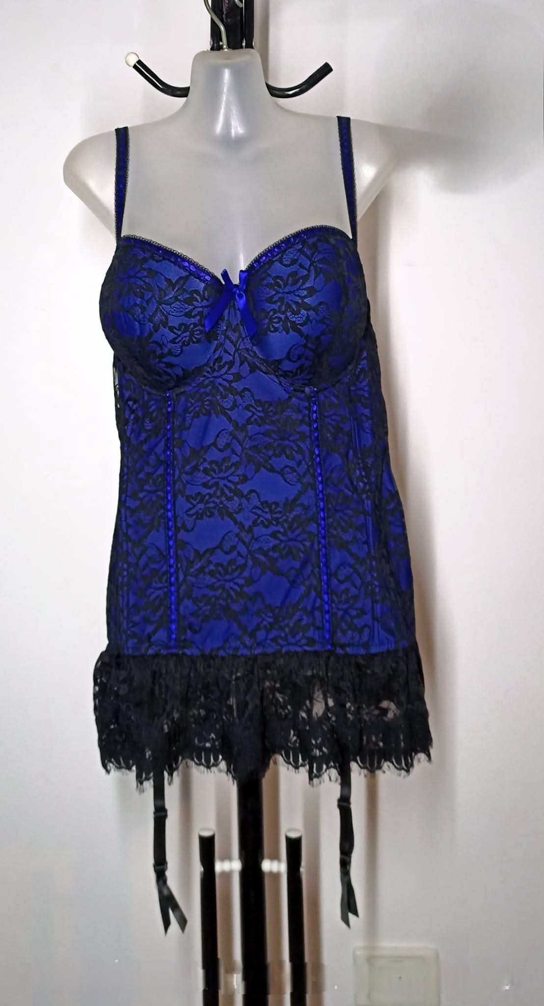 Size 20 - Purple & Black Lace Boudoir Bustier Corset With Garter Clips