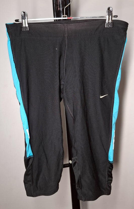 Size 10 - Nike 3/4 Length Leggings With Back Zip Pocket