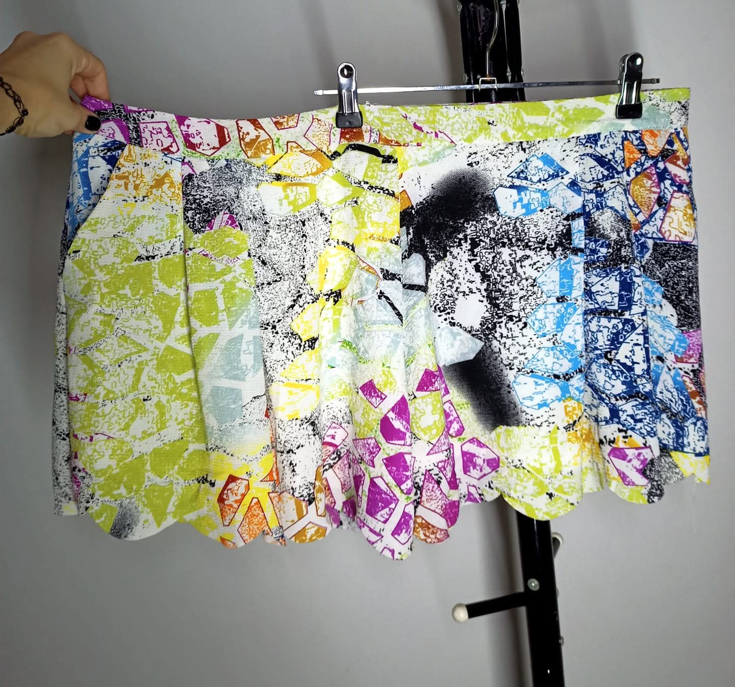 Size 18 - Vibrant Graffiti Shorts With Pockets