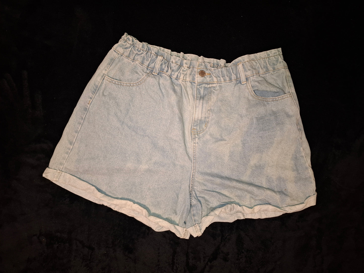 Size 22 - Elastic Waist Denim Shorts With Pockets