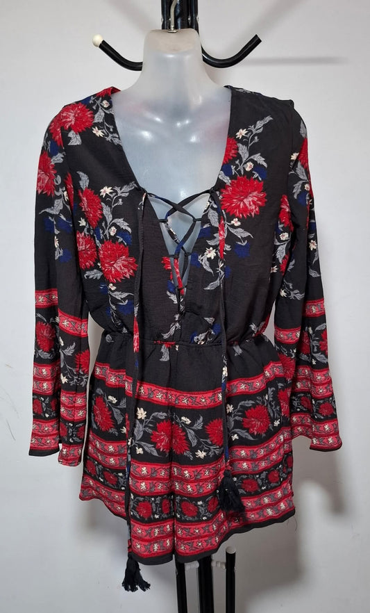 Size 10 - Black  & Red Floral Lace Up Playsuit With Sleeves - Brand New With Tags
